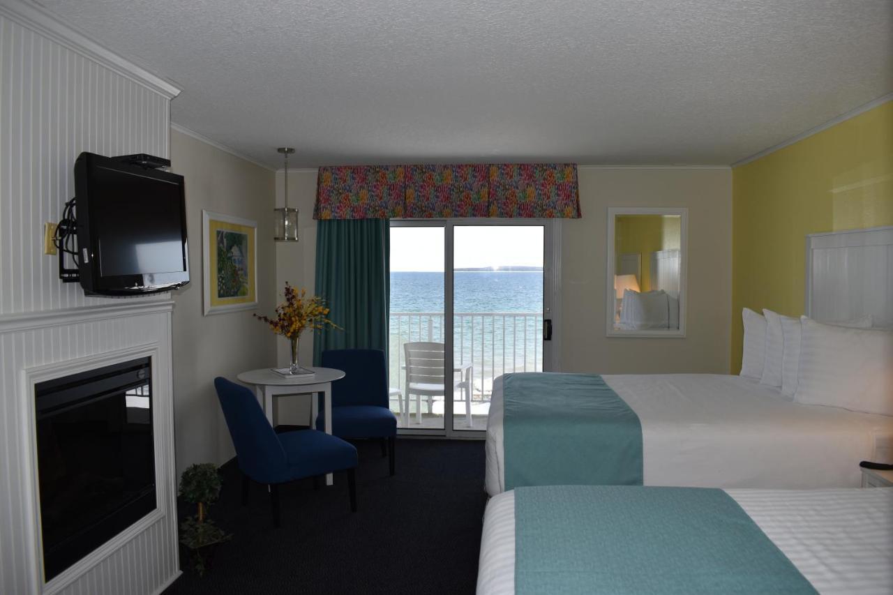 Breakers Resort - Lakeside Saint Ignace Exterior photo